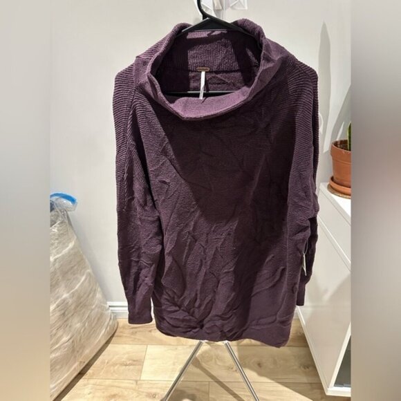 NWT- Free People “Ottoman Slouchy Tunic” (Black Raisin) - Size small - Picture 5 of 11